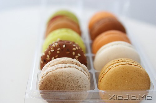 �ú������һ���ӽ��Ҹ����� (4)